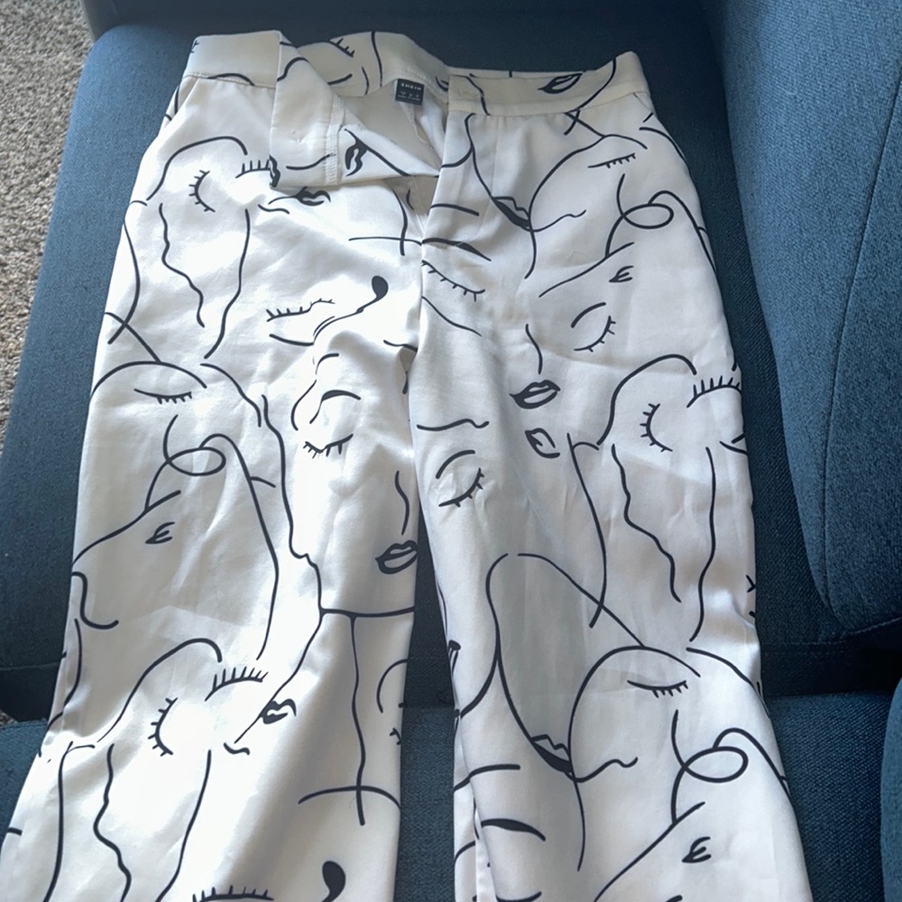 White abstract wide leg pant